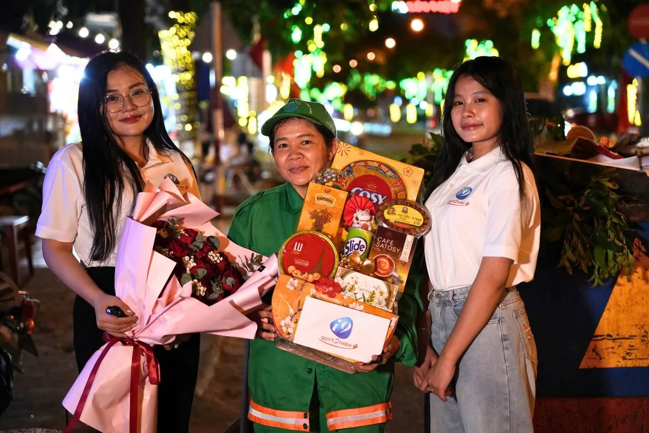 Biểu tượng cam kết bảo mật và trải nghiệm khách hàng