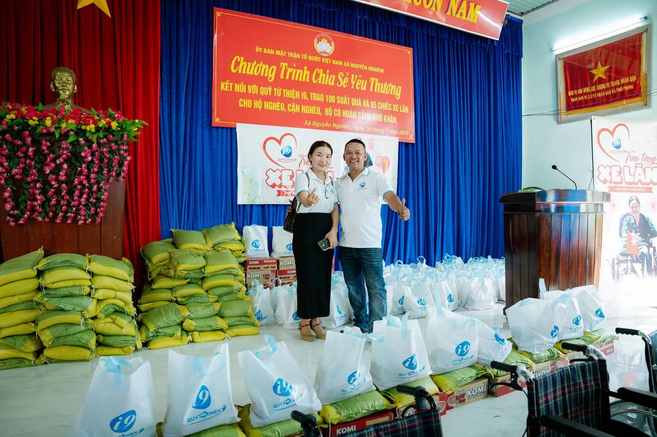 Biểu tượng giải thưởng và chứng nhận uy tín